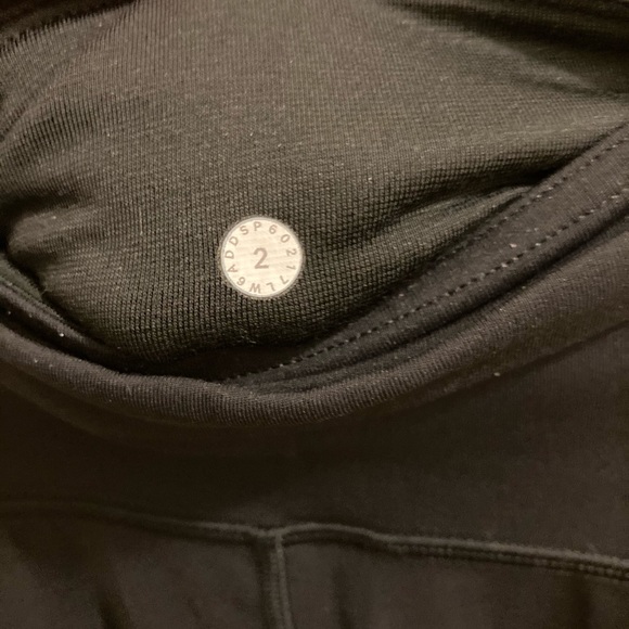 Capri Lululemon Leggings - Picture 4 of 4